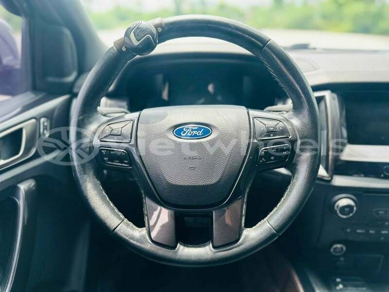 Big with watermark ford everest hanoi can tho 49159
