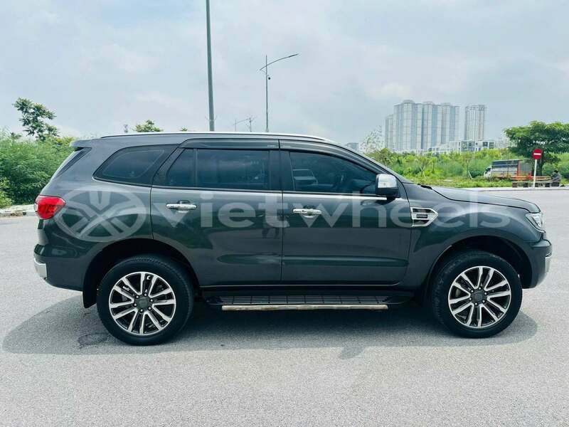 Big with watermark ford everest hanoi can tho 49159