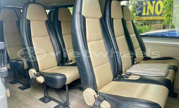 Mua Đã sử dụng Ford Transit Xe ô tô Mua Đã sử dụng Ford Transit Xe ô tô