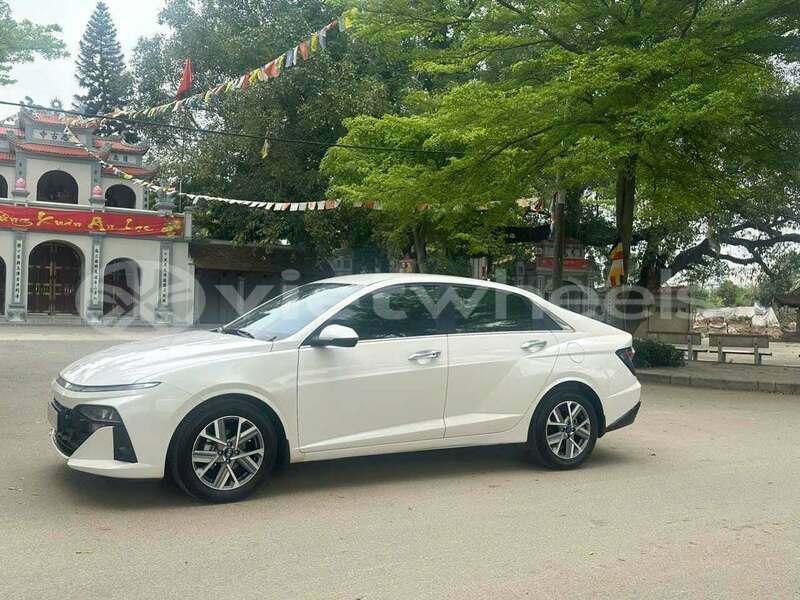 Big with watermark hyundai accent hanoi hue 49169