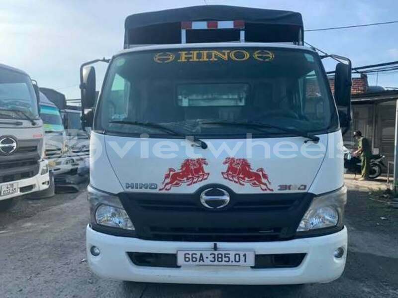 Big with watermark toyota avanza at none cao bang 49177