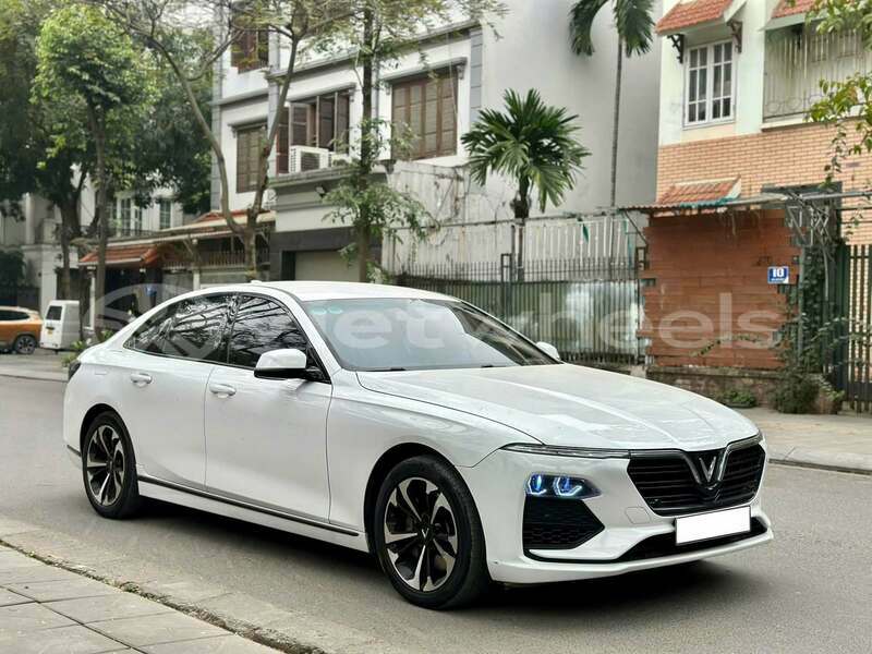 Big with watermark vinfast limo green hanoi can tho 49192