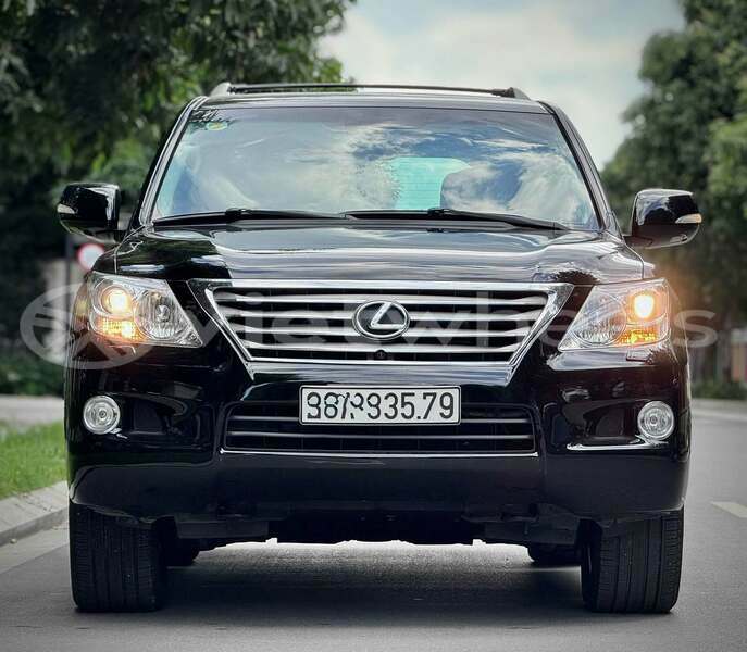 Big with watermark lexus lx570 none cao bang 49196