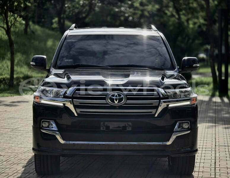 Big with watermark toyota land cruiser hanoi ha noi 49198