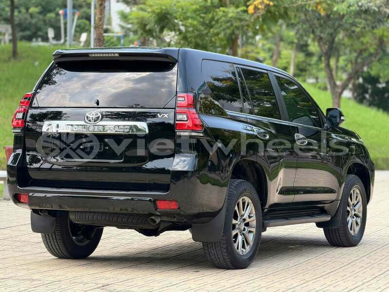 Big with watermark toyota prado hanoi hue 49199
