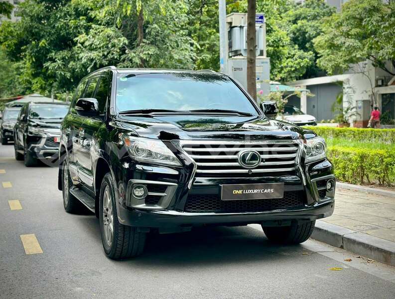 Big with watermark lexus lx570 none cao bang 49200