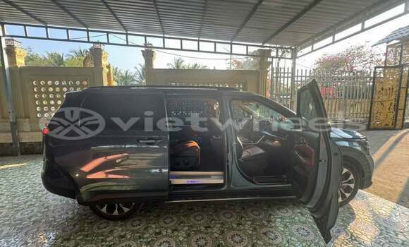 Mua Đã sử dụng KIA Carnival Xe ô tô Mua Đã sử dụng KIA Carnival Xe ô tô