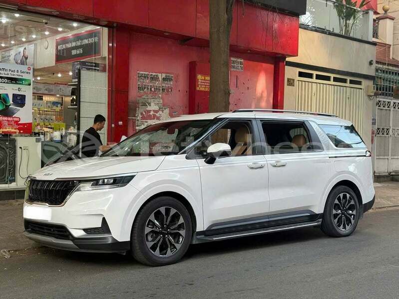 Big with watermark kia carnival hanoi can tho 49234