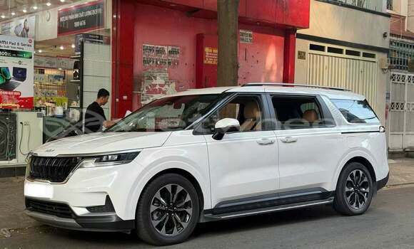 Mua Đã sử dụng KIA Carnival Xe ô tô Mua Đã sử dụng KIA Carnival Xe ô tô