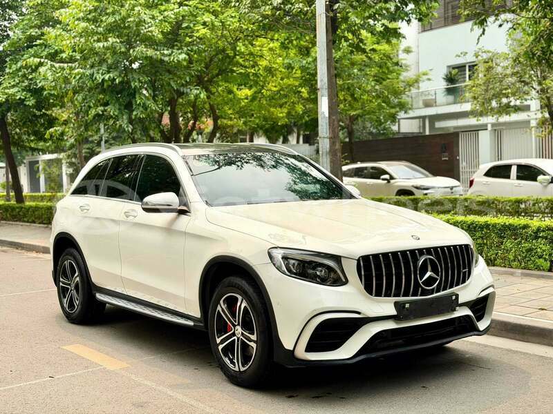 Big with watermark mercedes benz glc none cao bang 49240