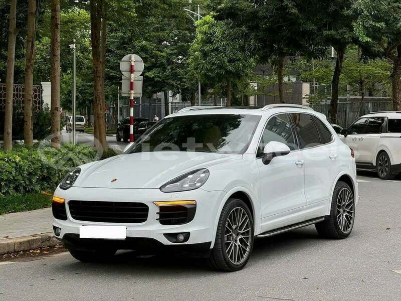 Big with watermark porsche cayenne hanoi hung yen 49253