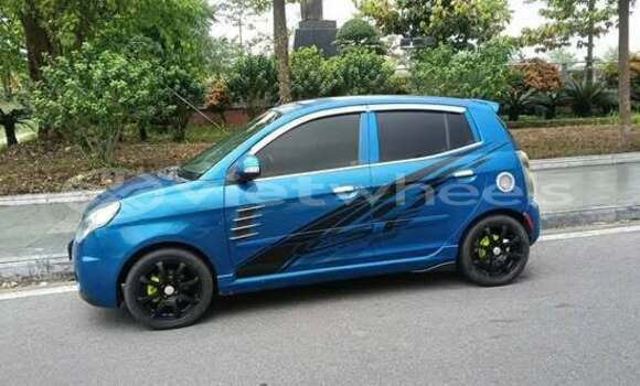 Mua Đã sử dụng Toyota AVANZA AT Xe ô tô Mua Đã sử dụng Toyota AVANZA AT Xe ô tô