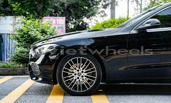 Mua Đã sử dụng Mercedes-Benz A250 AMG Sport Line Xe ô tô Mua Đã sử dụng Mercedes-Benz A250 AMG Sport Line Xe ô tô