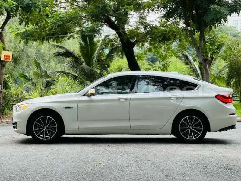 Big with watermark bmw 520i hanoi can tho 49326