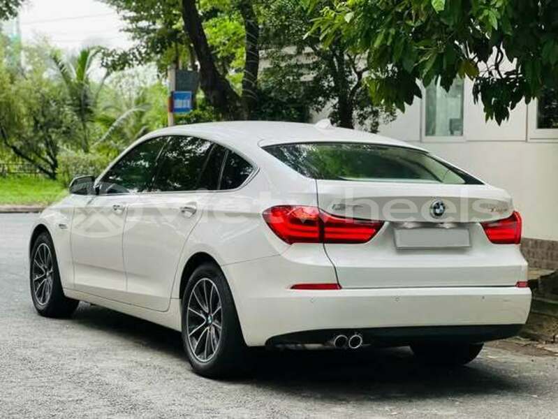 Big with watermark bmw 520i hanoi can tho 49326