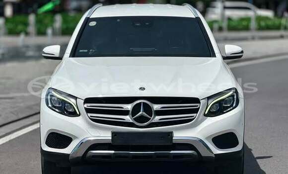 Buy Used Mercedes-benz Gla Car
