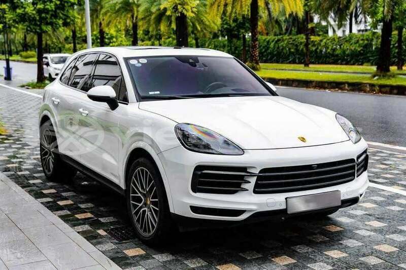 Big with watermark porsche cayenne hanoi hue 49347