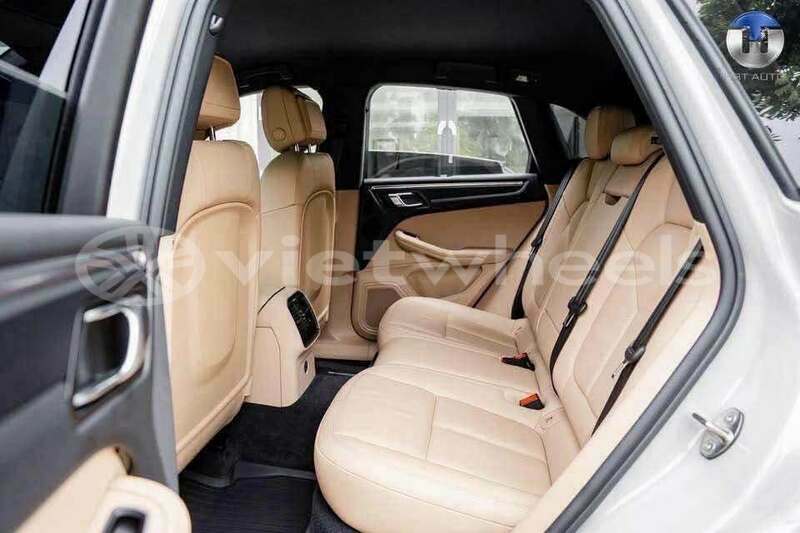 Big with watermark porsche macan hanoi ha noi 49373