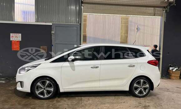 Mua Đã sử dụng KIA Rondo Xe ô tô Mua Đã sử dụng KIA Rondo Xe ô tô