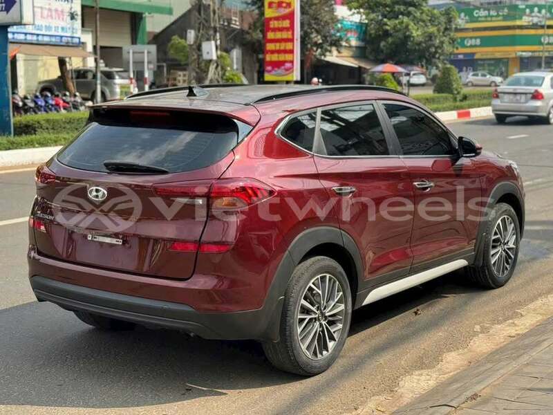 Big with watermark hyundai tucson none cao bang 49387