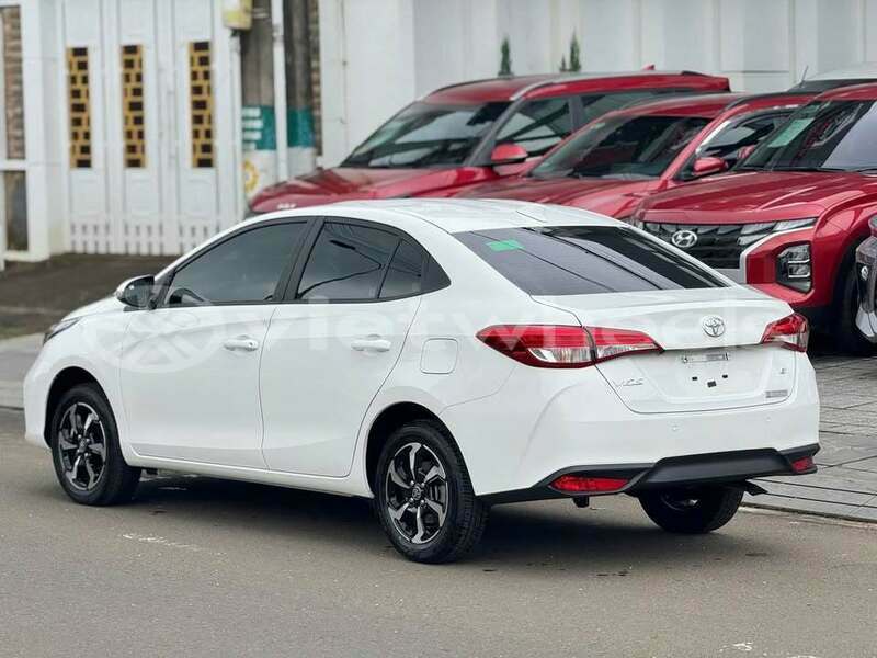 Big with watermark toyota vios none bac ninh 49395