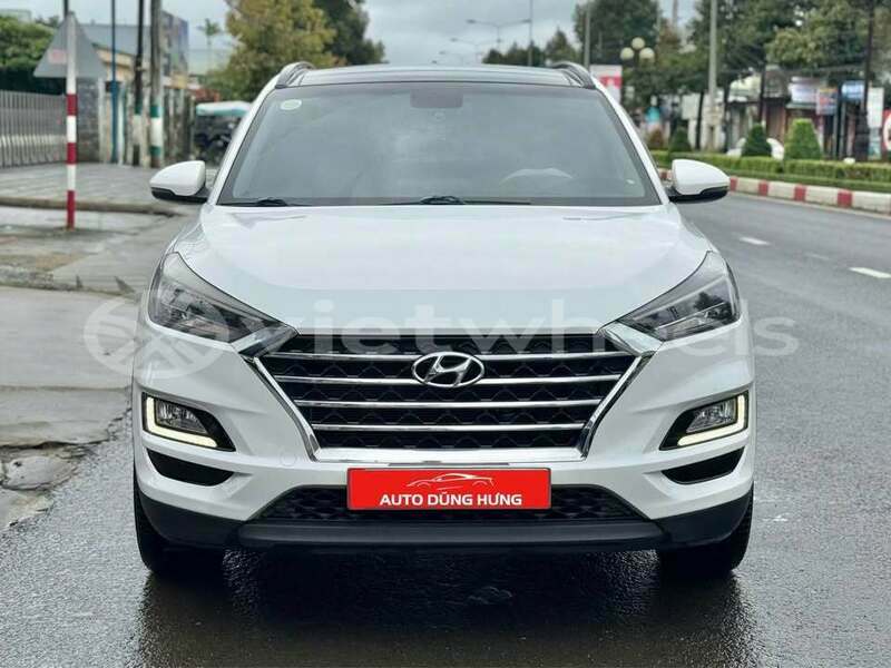 Big with watermark hyundai tucson hanoi hue 49399