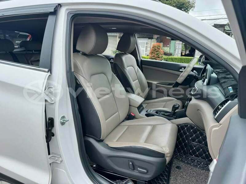 Big with watermark hyundai tucson hanoi hue 49399