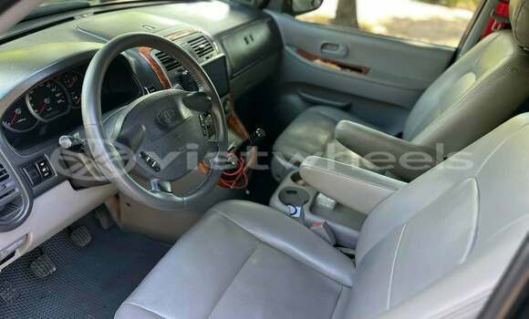 Buy Used KIA Carnival Car Buy Used KIA Carnival Car