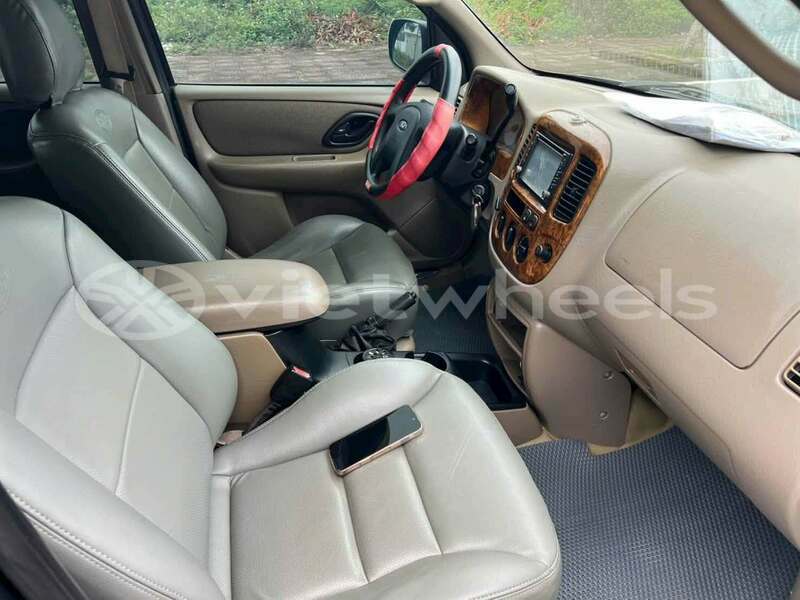 Big with watermark ford escape none cao bang 49406