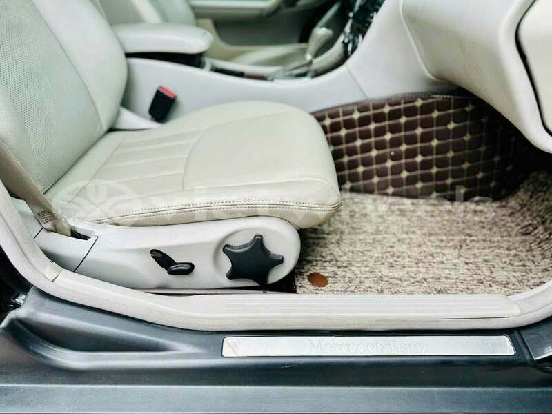 Big with watermark mercedes benz c class hanoi hue 49407
