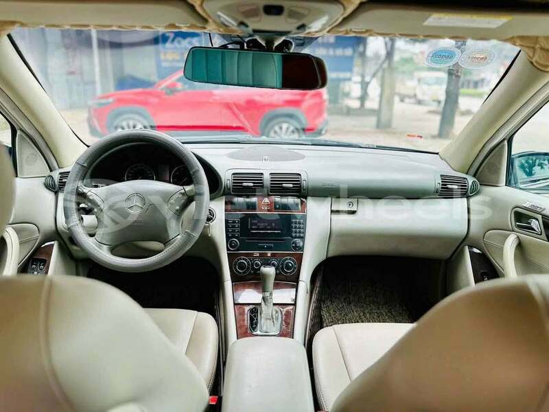 Big with watermark mercedes benz c class hanoi hue 49407