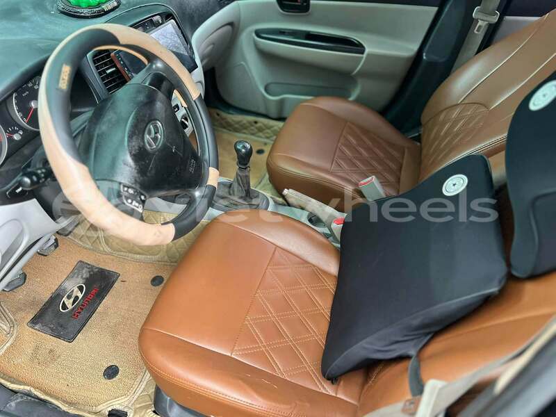 Big with watermark hyundai verna ca mau ca mau 49414