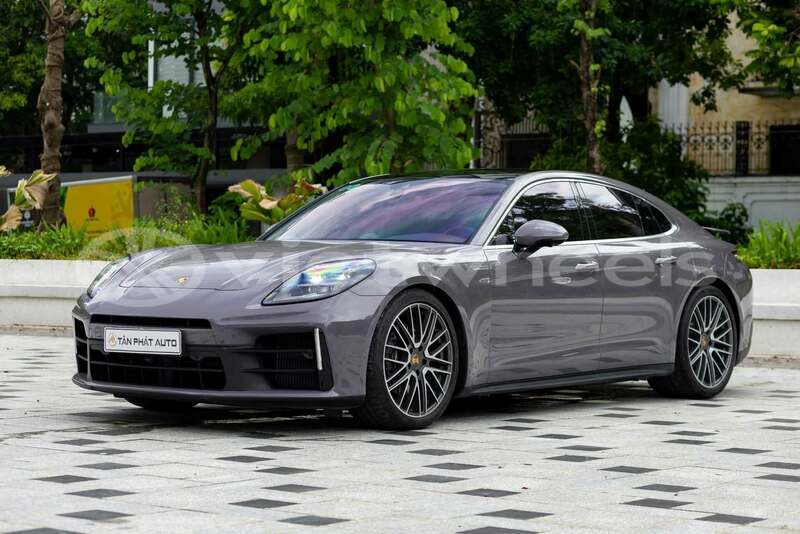 Big with watermark porsche panamera hanoi hue 49419