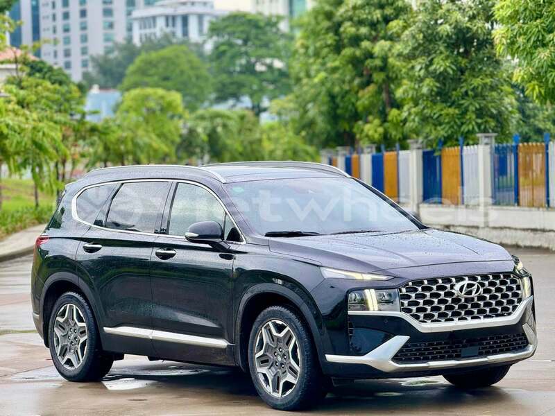 Big with watermark hyundai santa fe hanoi hue 49432