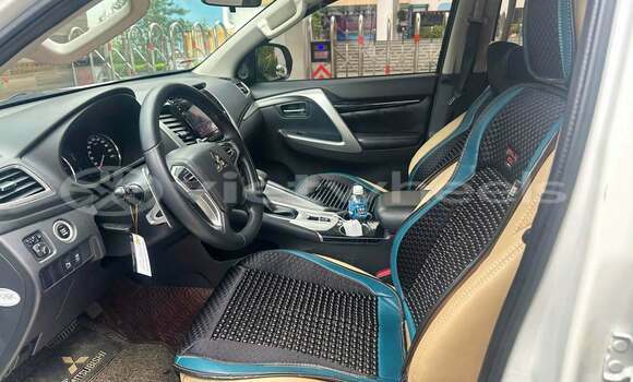 Buy Used Mitsubishi Pajero Car Buy Used Mitsubishi Pajero Car