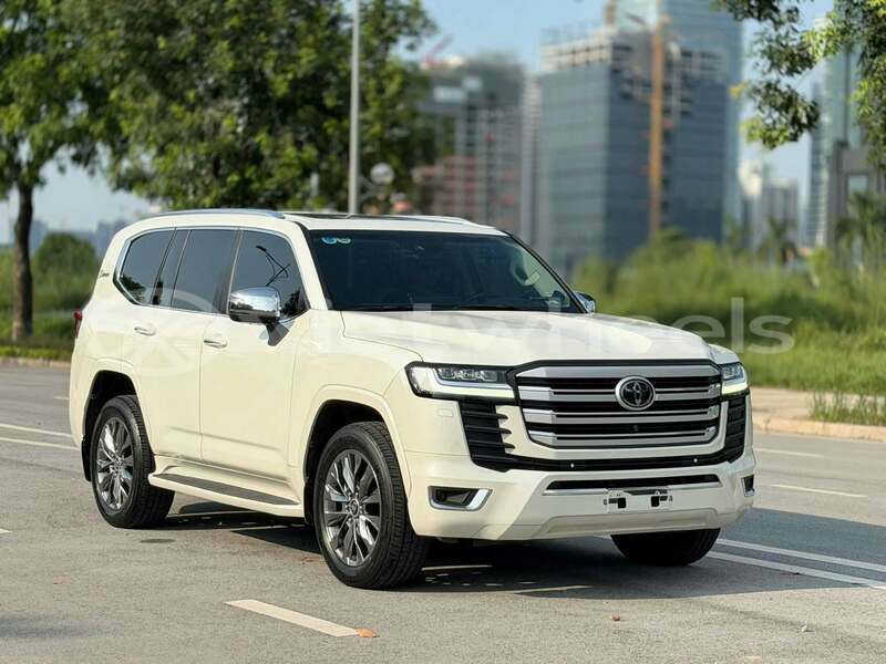Big with watermark toyota land cruiser none bac ninh 49437
