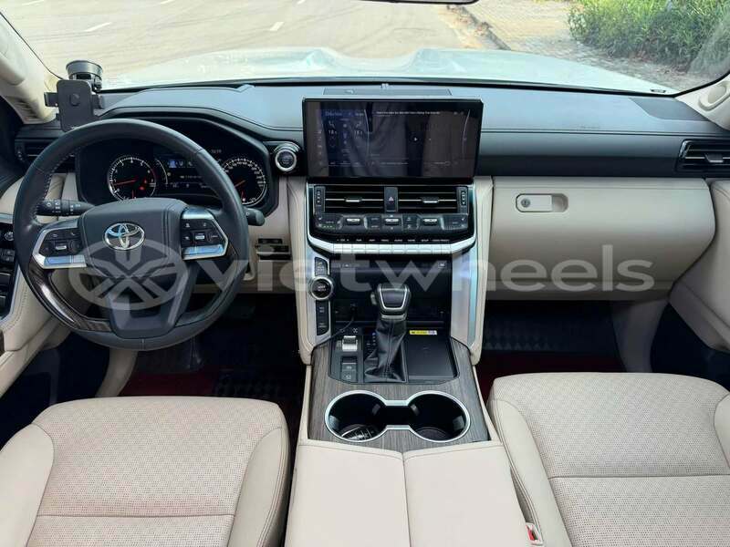 Big with watermark toyota land cruiser none bac ninh 49437