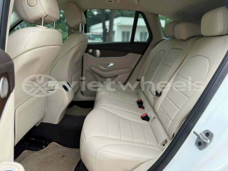 Big with watermark mercedes benz glc hanoi hue 49451