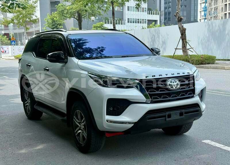 Big with watermark toyota fortuner hanoi hue 49455