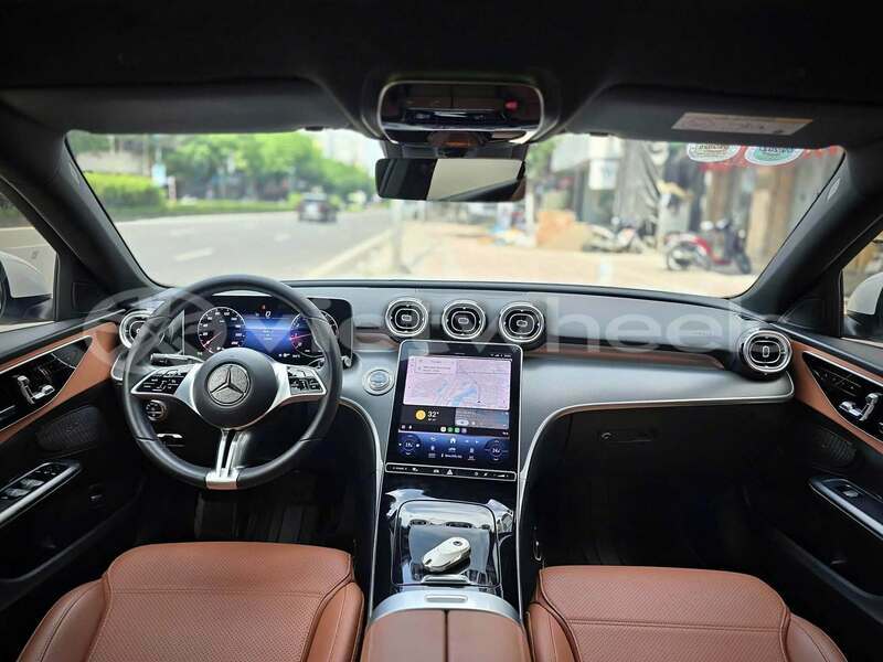 Big with watermark mercedes benz c class hanoi gia lai 49477