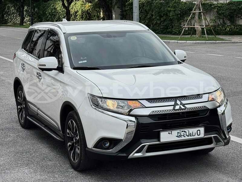 Big with watermark mitsubishi outlander hanoi gia lai 49480