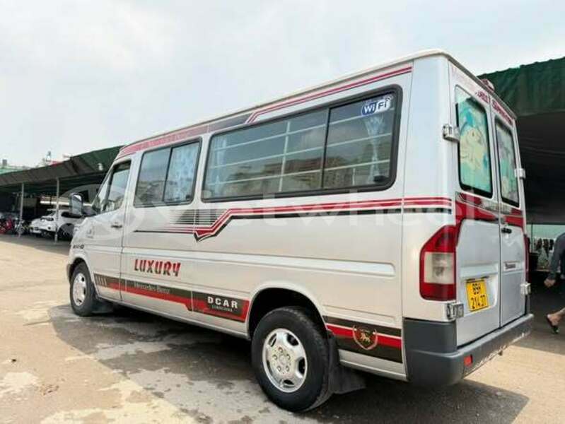 Big with watermark toyota alphard hanoi an giang 49482