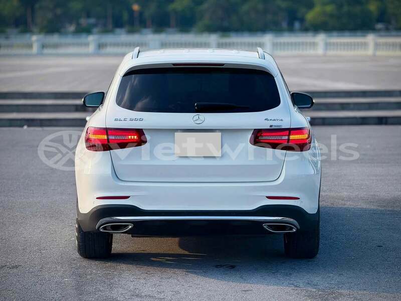 Big with watermark mercedes benz glc hanoi gia lai 49484