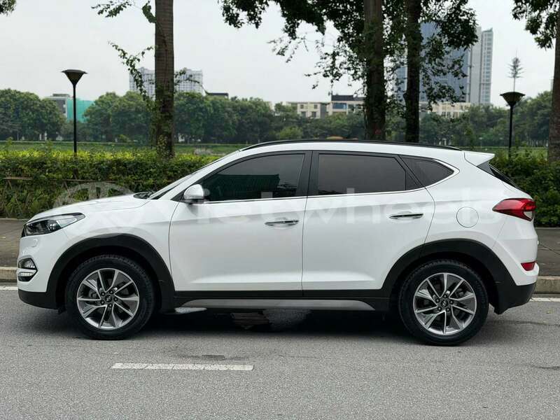 Big with watermark hyundai tucson hanoi gia lai 49508