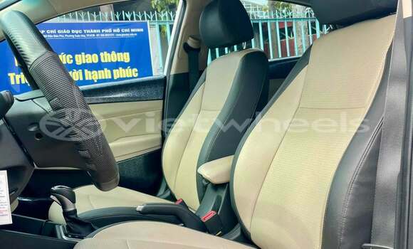 Mua Đã sử dụng Hyundai Accent Xe ô tô Mua Đã sử dụng Hyundai Accent Xe ô tô