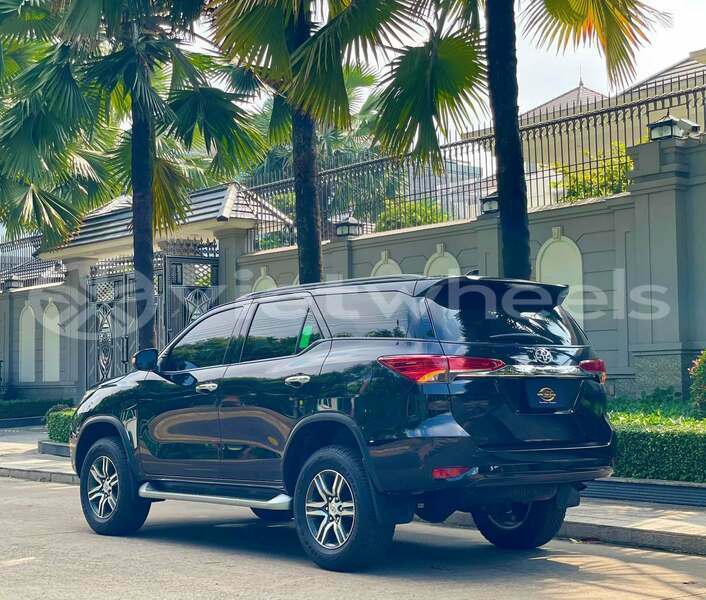 Big with watermark toyota fortuner none cao bang 49526