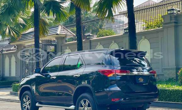 Mua Đã sử dụng Toyota Fortuner Xe ô tô Mua Đã sử dụng Toyota Fortuner Xe ô tô