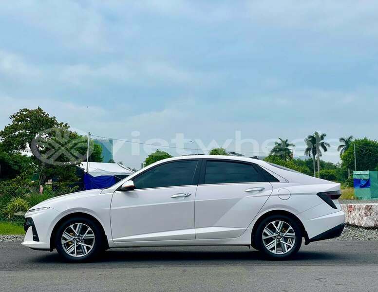 Big with watermark hyundai accent hanoi hue 49527