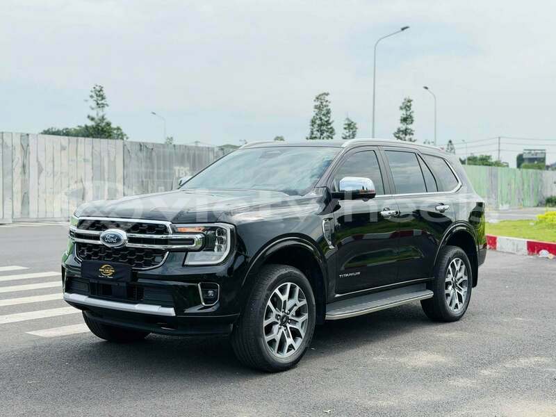 Big with watermark ford everest ca mau ca mau 49528