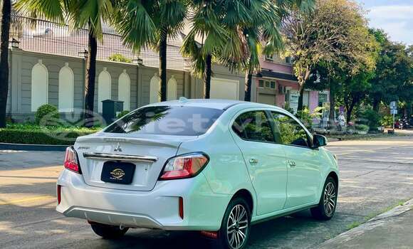 Mua Đã sử dụng Mitsubishi Attrage Xe ô tô Mua Đã sử dụng Mitsubishi Attrage Xe ô tô